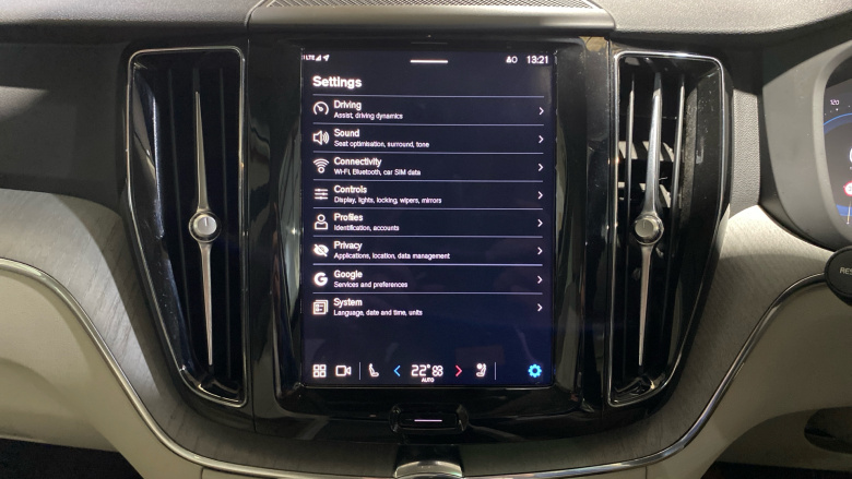 Volvo XC60 2.0 B4D Plus Dark 5dr AWD Geartronic Diesel Estate